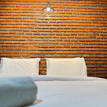 S1 City Hotel Buriram Extérieur photo