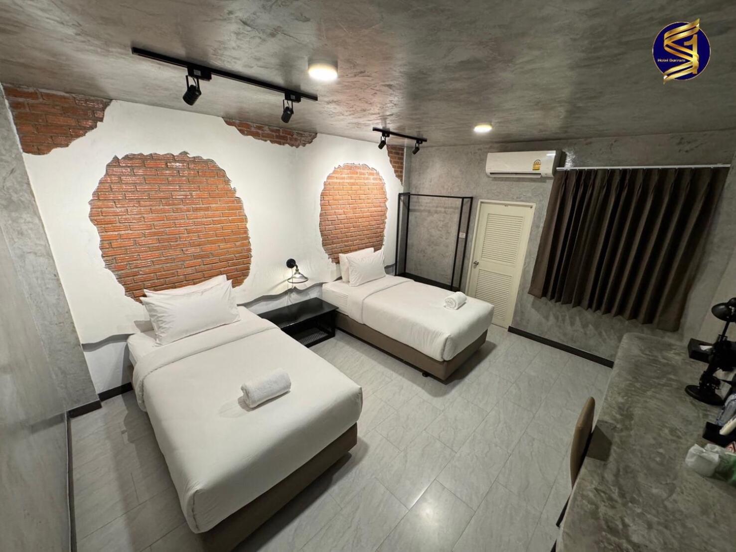 S1 City Hotel Buriram Extérieur photo