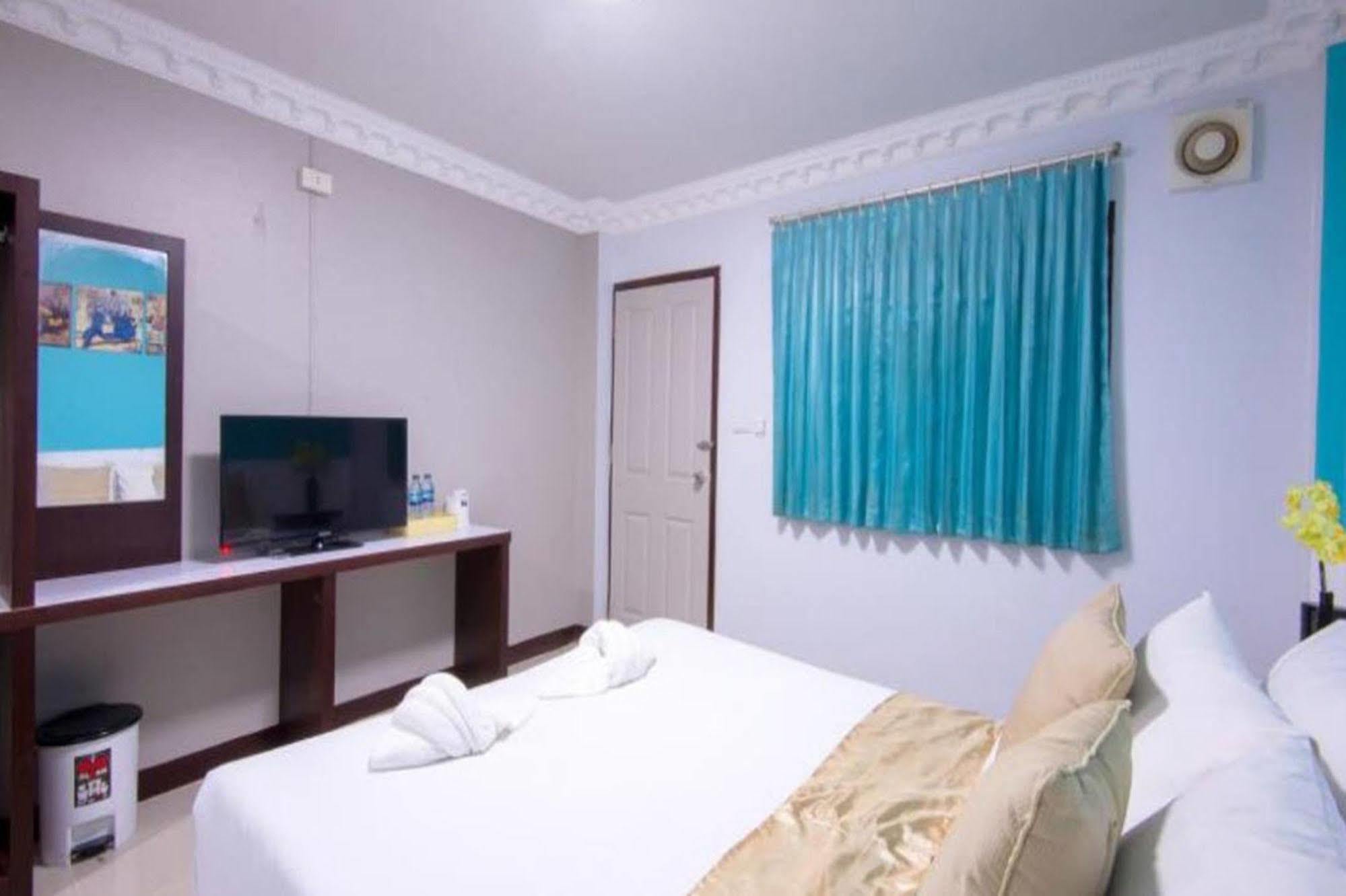 S1 City Hotel Buriram Extérieur photo